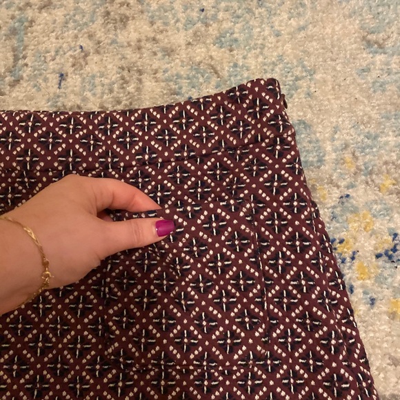 Loft burgundy & navy print miniskirt with pockets - Picture 3 of 5